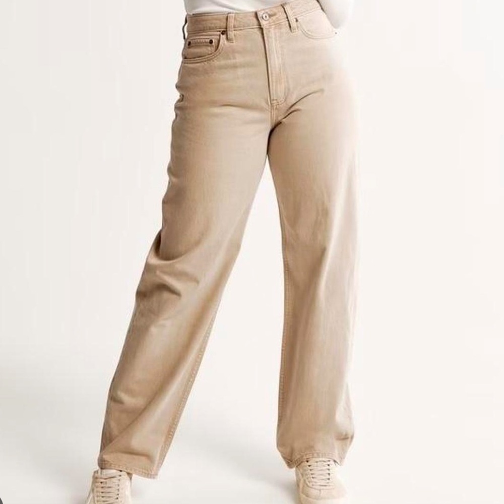 Abercrombie & Fitch Women's Straight Leg Tan Jeans